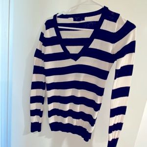 Striped long sleeve v-neck shirt